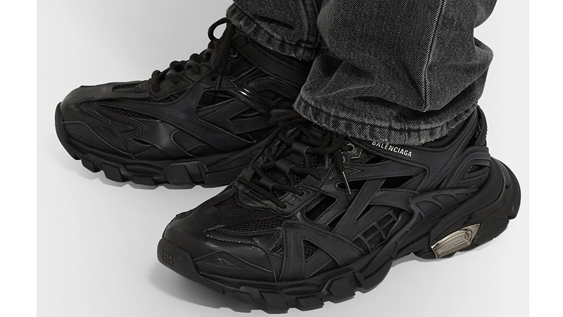 balenciaga track black