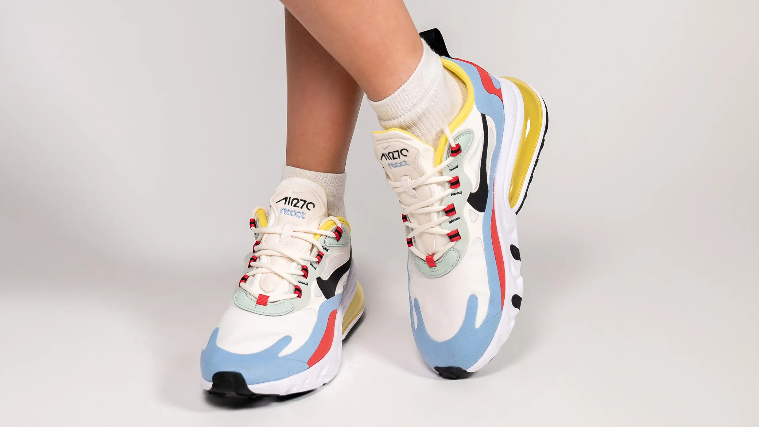 Nike air max 270 react light 2024 blue university red