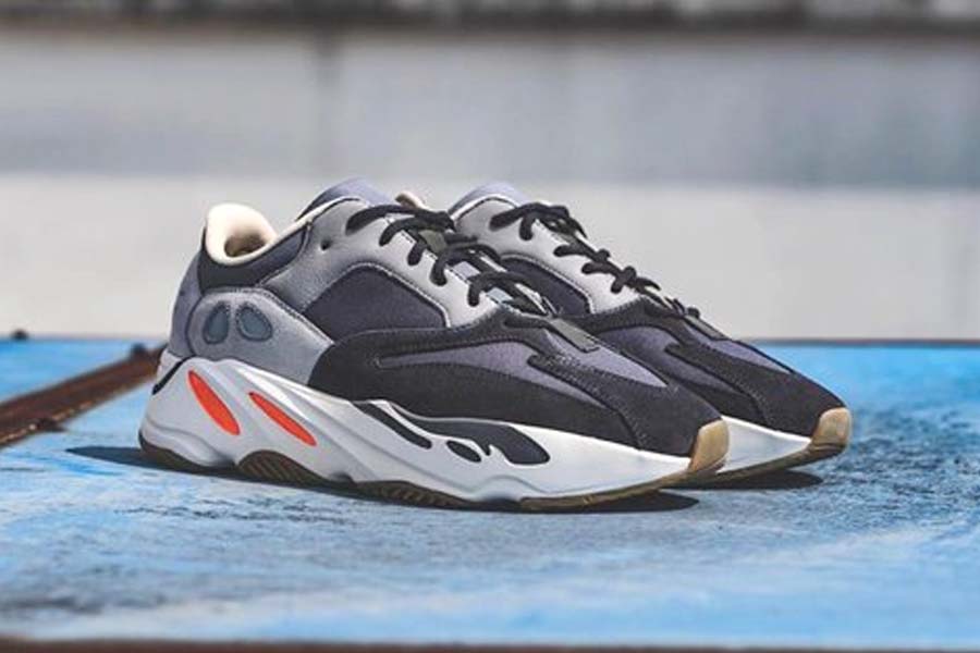auc soleaddict 500 adidas YEEZY 500 UTILITY BLACK