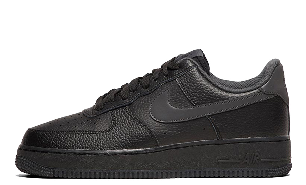 Nike Air Force 1 07 Black