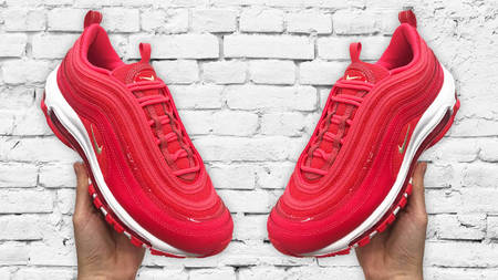 We Can't Believe These 10 Fire Nike Sneakers In Foot Locker's Sale We Can't Believe These 10 Fire Nike Sneakers In Foot Locker's Sale