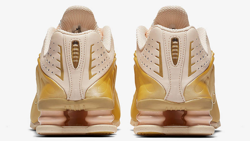 Nike Shox R4 Guava Ice