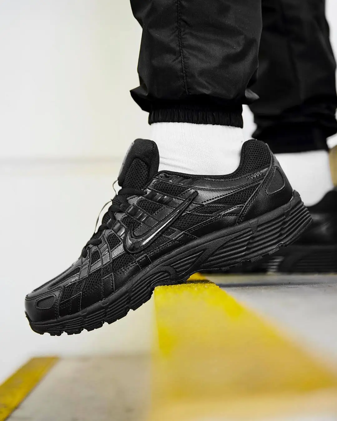 Next Season's 10 Best Triple Black Trainers That Are Available NOW ...