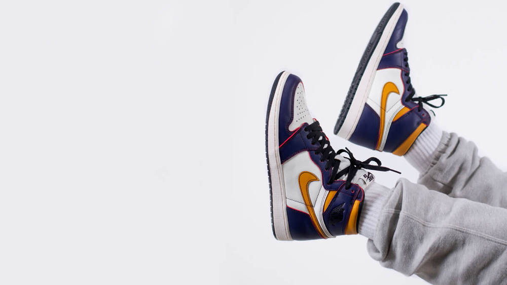 Take An Exclusive Look At The Upcoming Air Jordan 1 SB LA to Chicago Take An Exclusive Look At The Upcoming Jordan 1 SB LA to Chicago