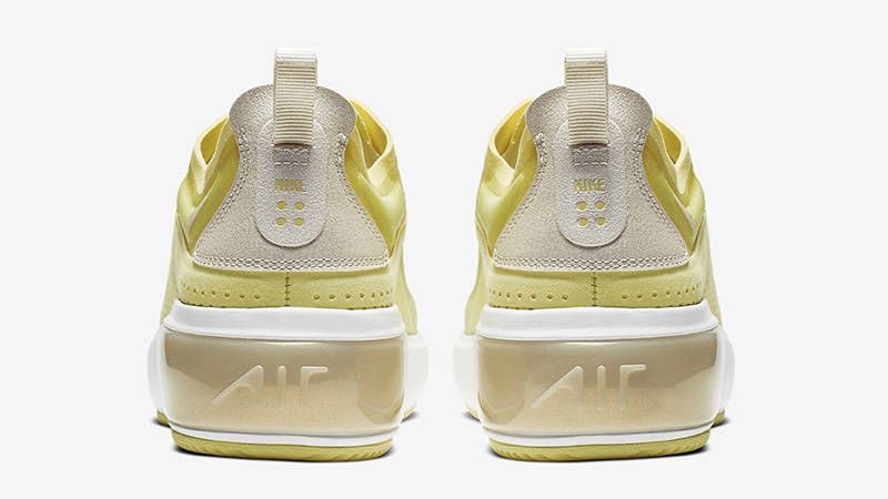 luminous green nike air max