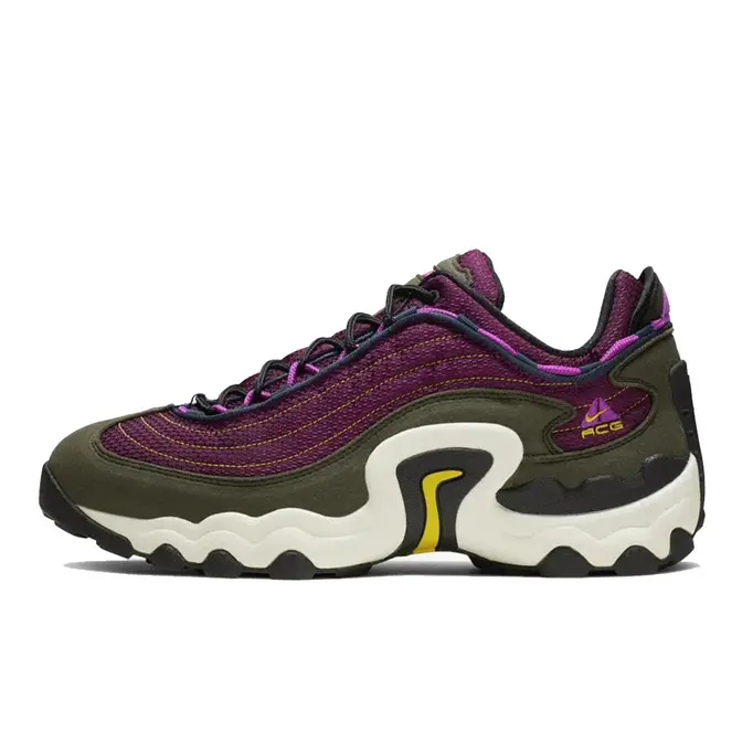 nike air skarn vivid purple