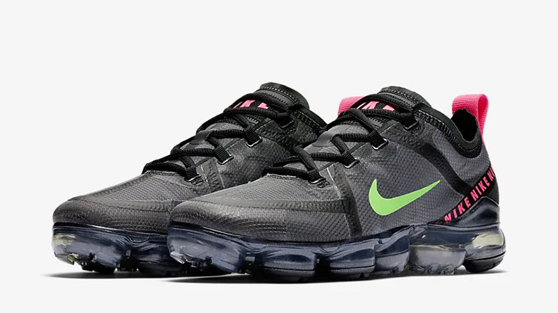 black pink and green vapormax plus