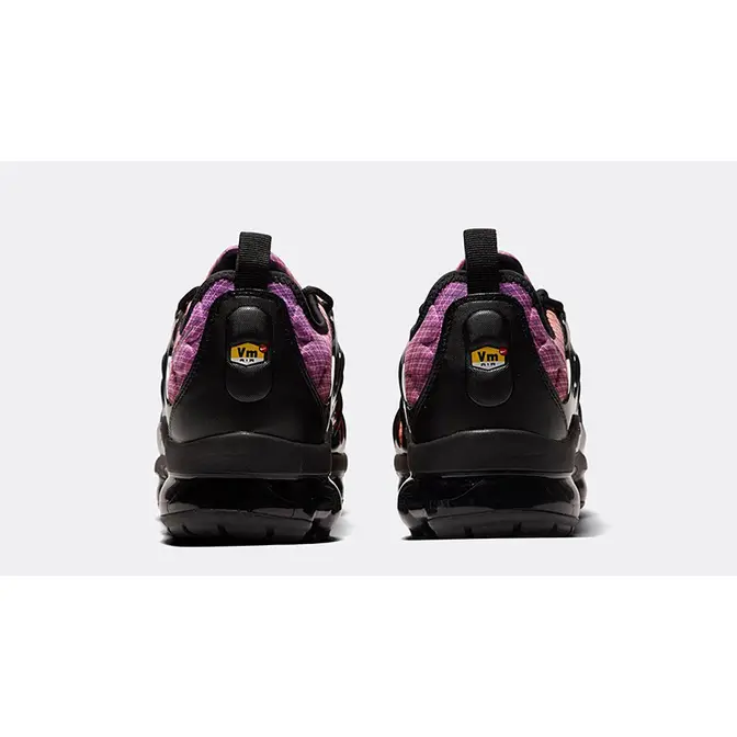 Nike air vapormax plus black/black/total orange/total crimson/tour clearance yellow