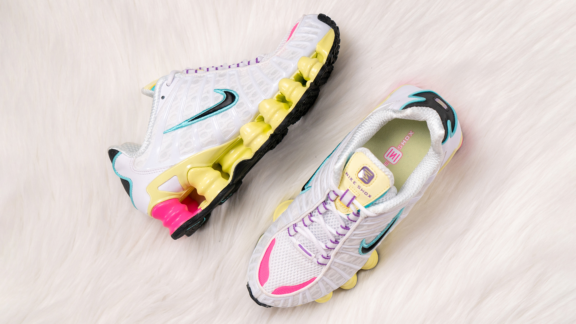 Nike Shox TL Luminous Green Side