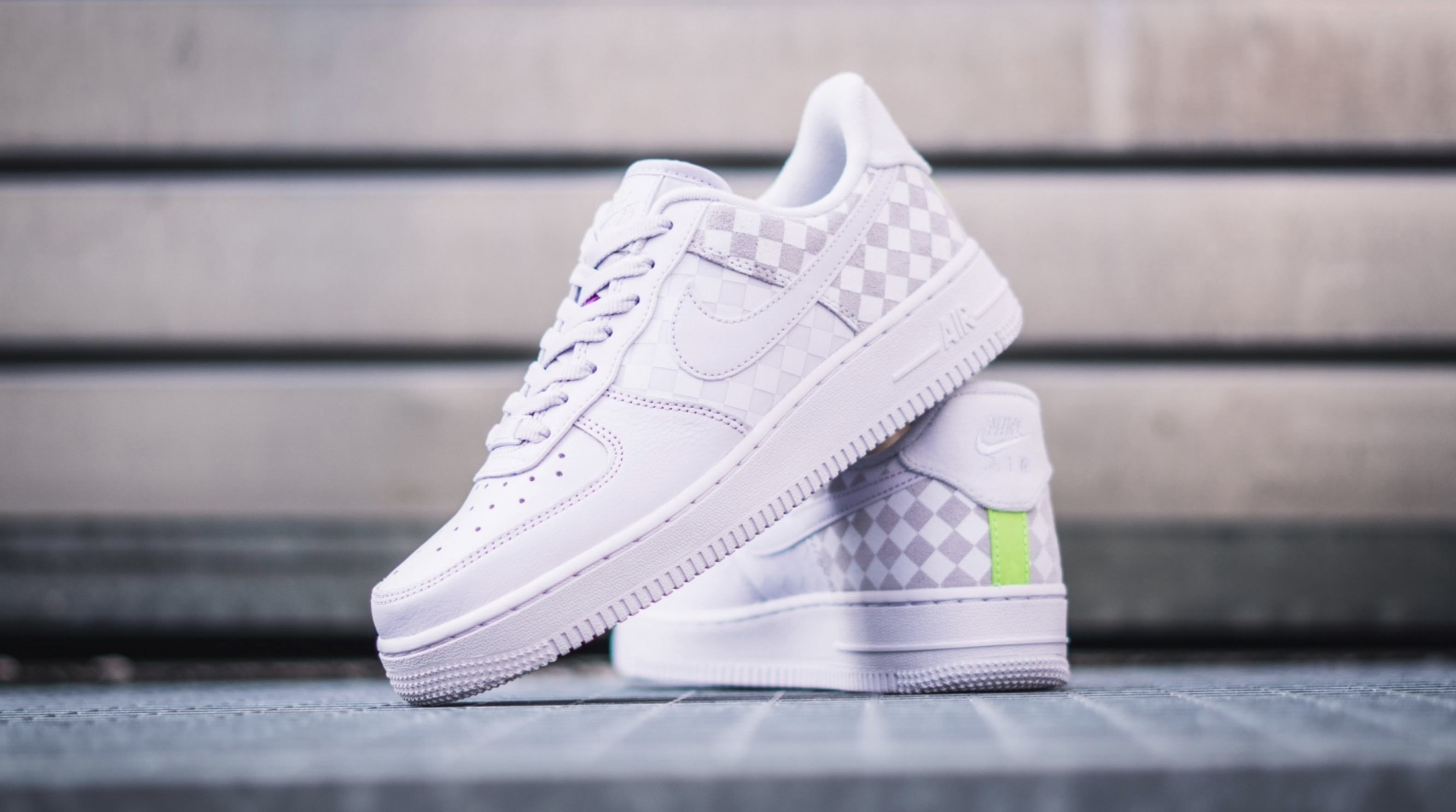 nike ryz barely grape
