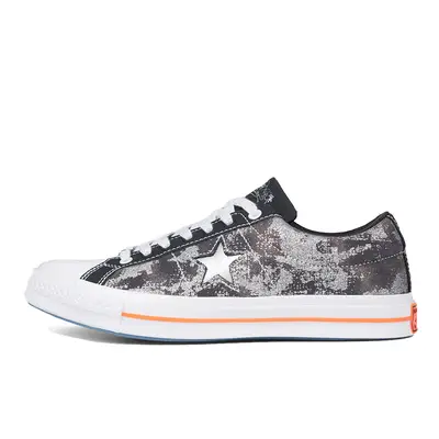 Photography Ryan McGinley for Converse Star Ox Black Silver 165743C