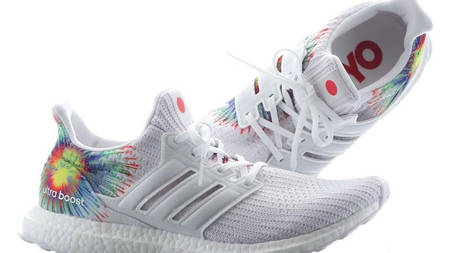 Fireworks Make Their Way To The adidas Ultra Boost 'Japan' Fireworks Make Their Way To The adidas Ultra Boost 'Japan'