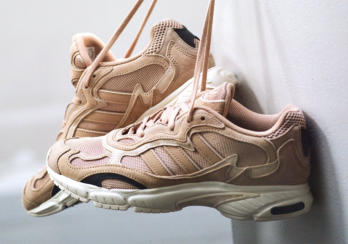 Sneakersnstuff x adidas recipe Team Up For The Temper Run ‘Pale Nude’