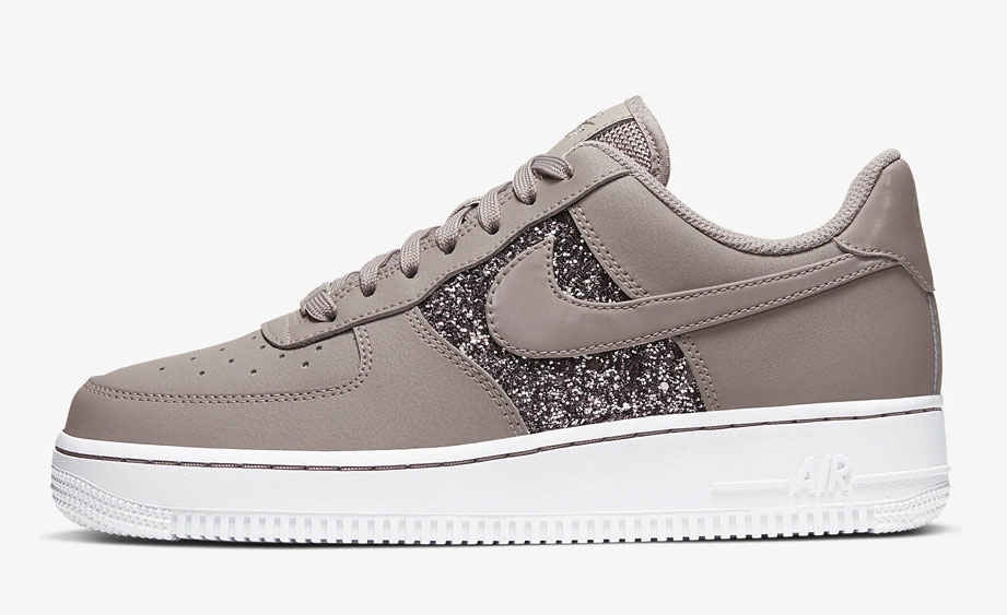 _0000_Nike New In Sneaker Arrivals