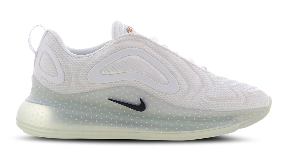 _0007_The 20 Unmissable Steals From The Foot Locker Sale!