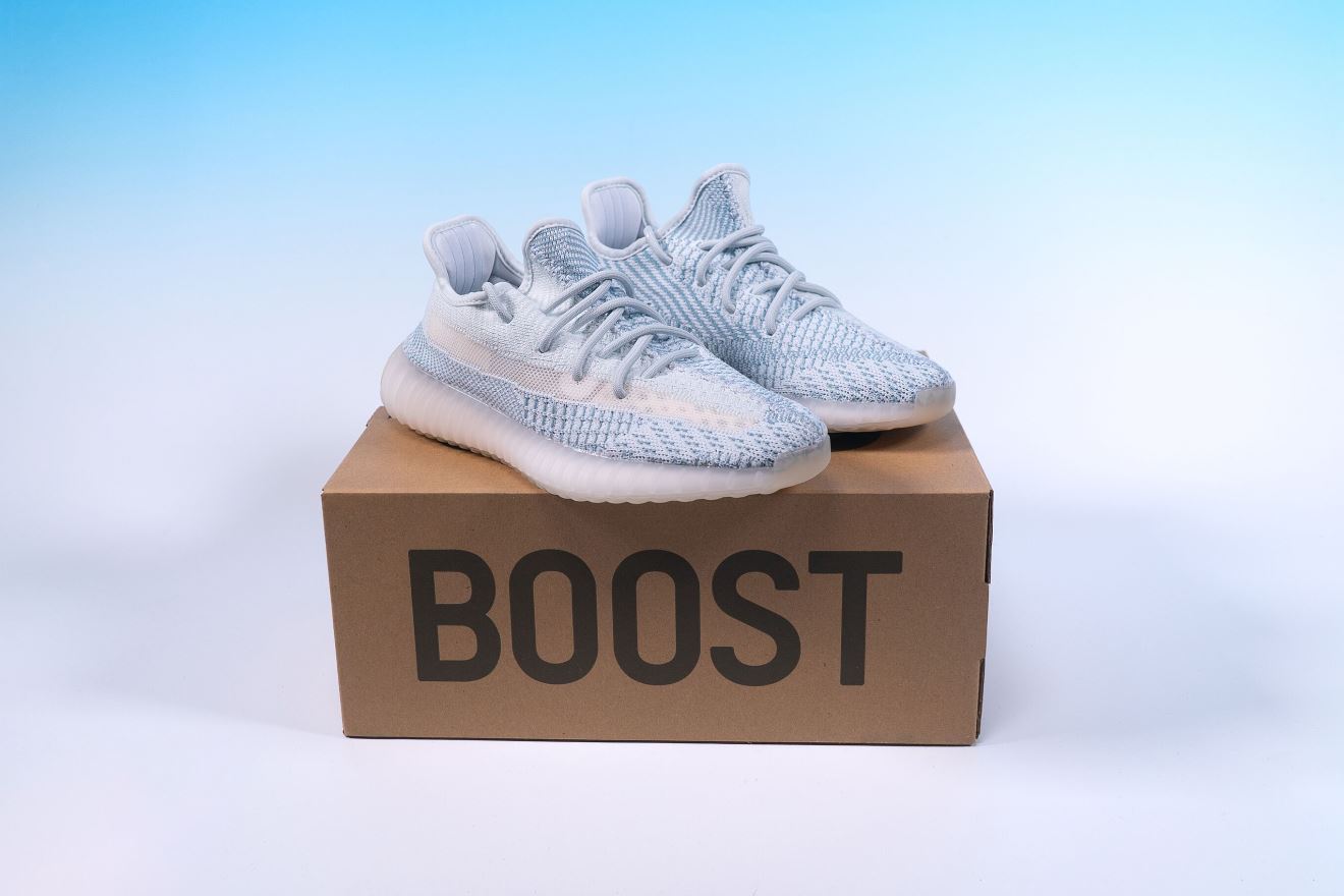 yeezy cloud white stock numbers