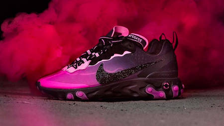 Nike Spreads Breast Cancer Awareness With A React Element 87 Collection Nike Spreads Breast Cancer Awareness With A React Element 87 Collection
