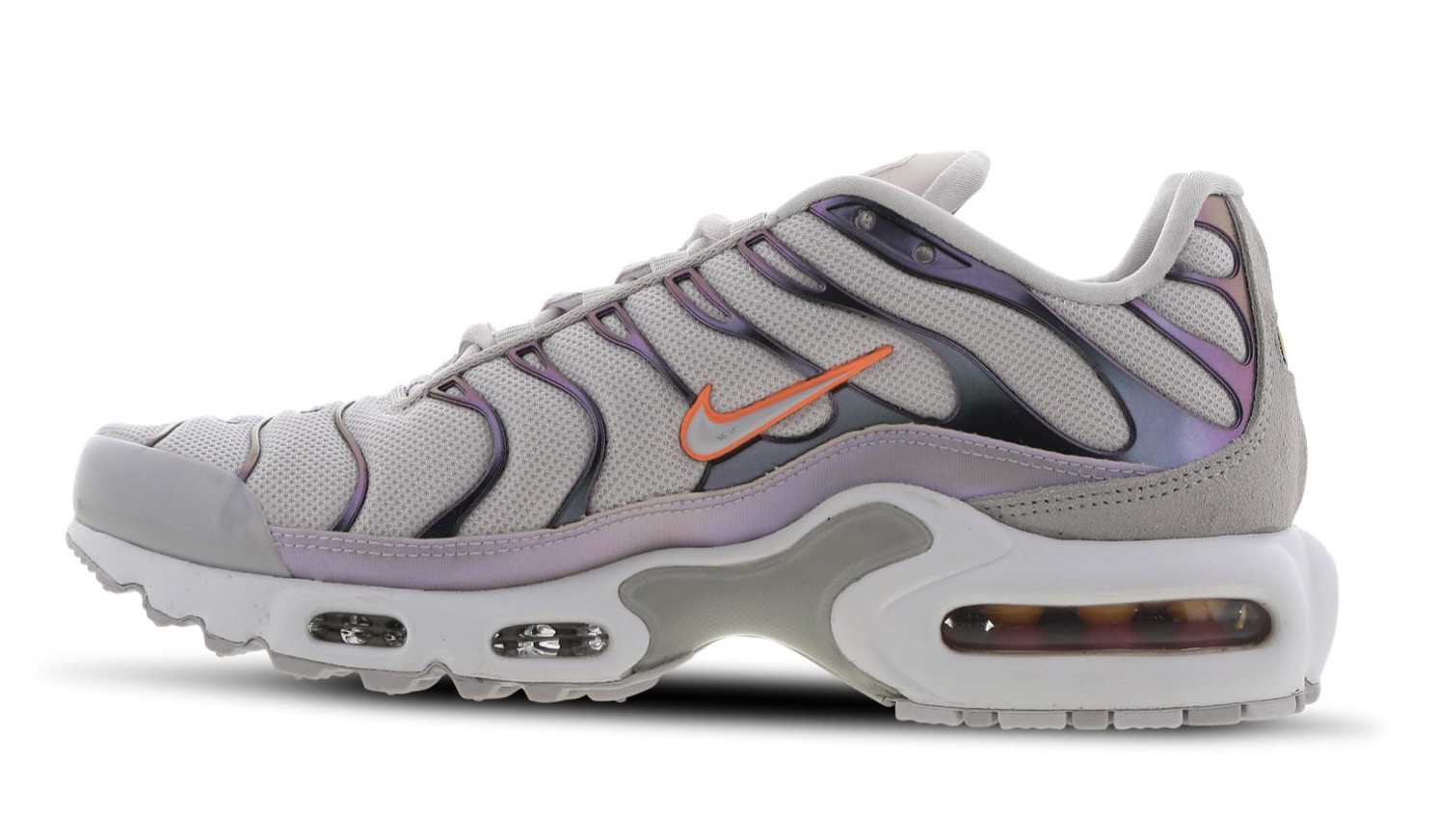 Check Out The Metallic Purple Waves On This Nike Air Max Plus 4