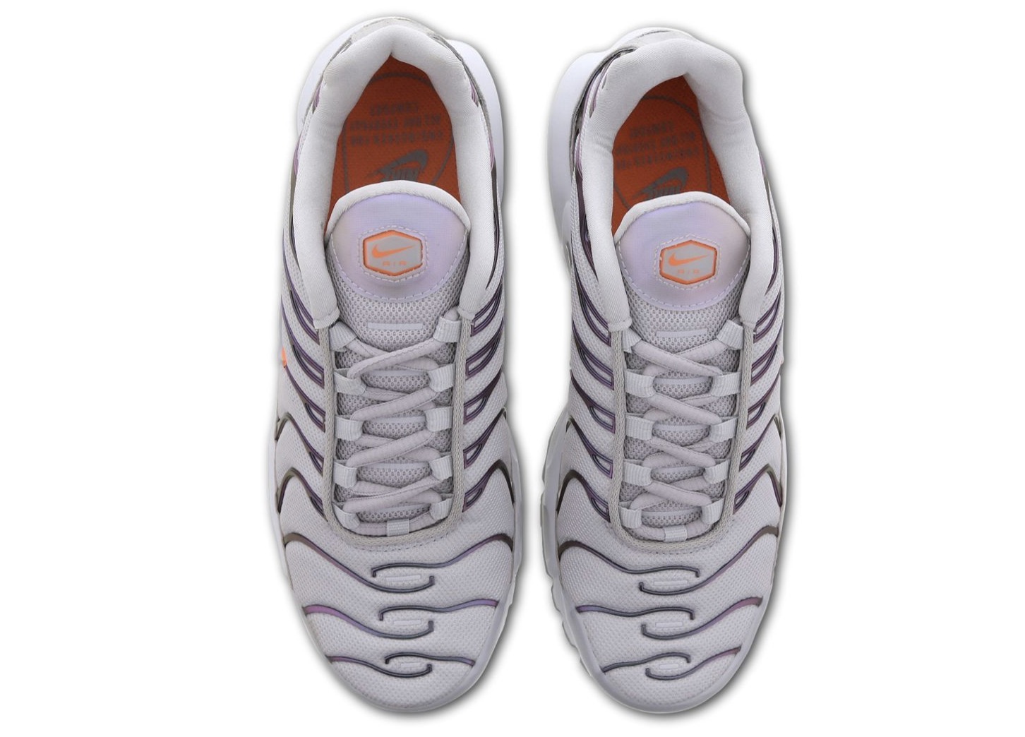 Check Out The Metallic Purple Waves On This Nike Air Max Plus5