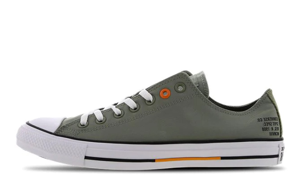 chucks low green