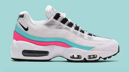 Neon Detailing Adorns This Nike Air Max 95 Neon Detailing Adorns This Nike Air Max 95