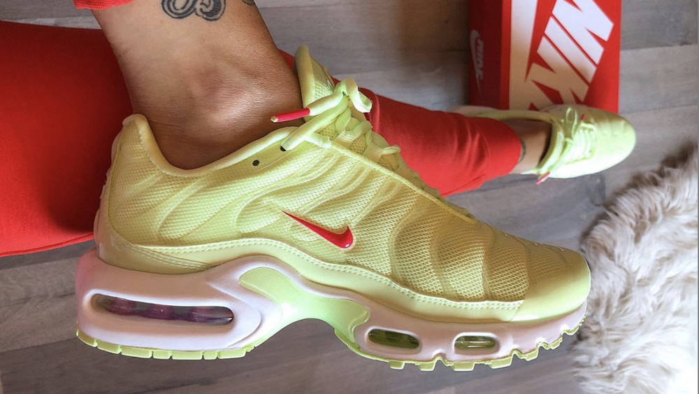 Nike Air Max Plus Barely Volt Nike Air Max Plus Barely Volt