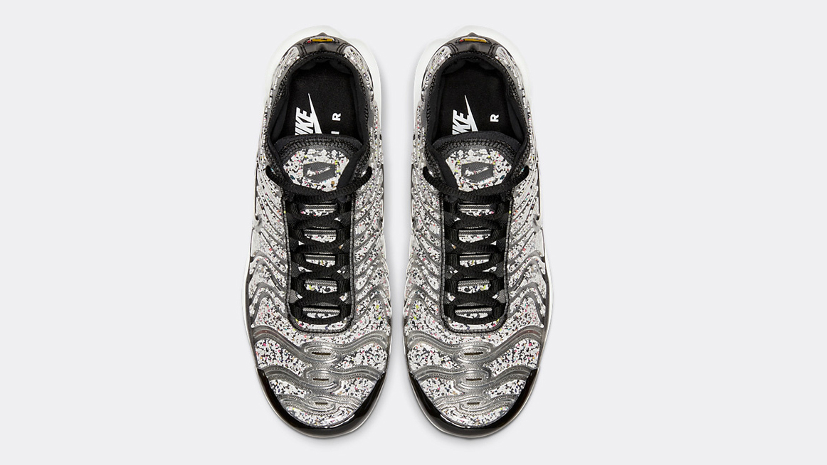 Nike Air Max Plus LX Black top