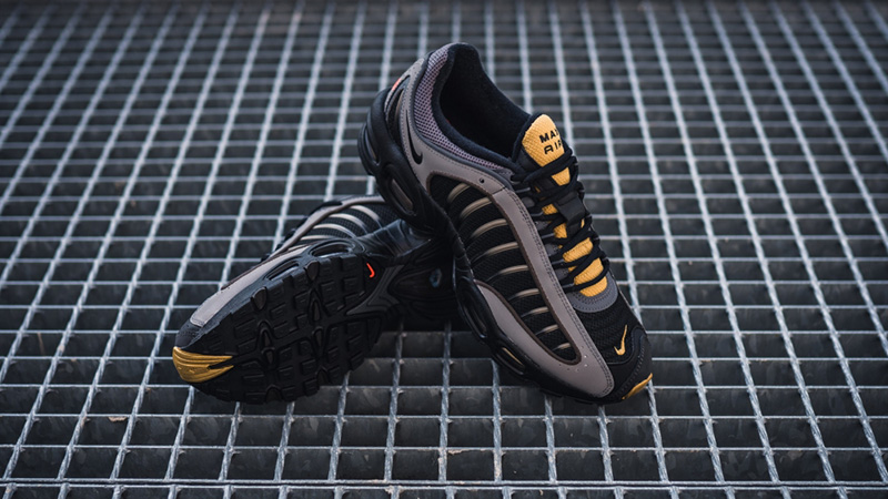 nike air max tailwind iv black metallic pewter