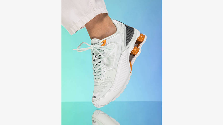 nike shox enigma 9000 on feet