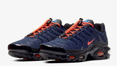 nike freek navy