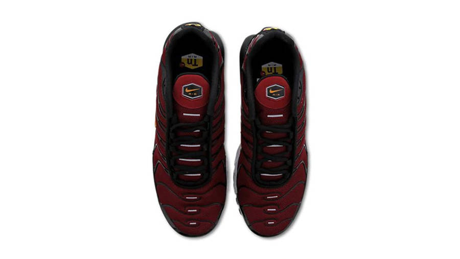 nike tn trainers red