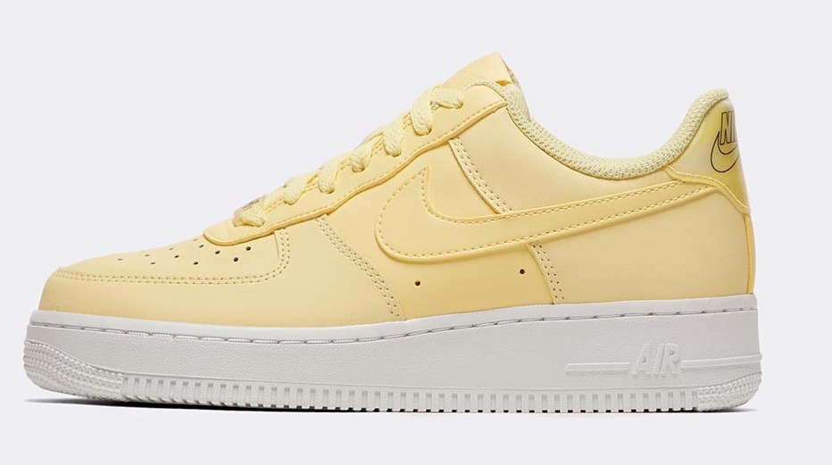 Nike. Air force 1 white yellow