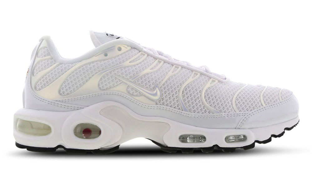_0003_Nike Tuned Air Max Plus Triple White