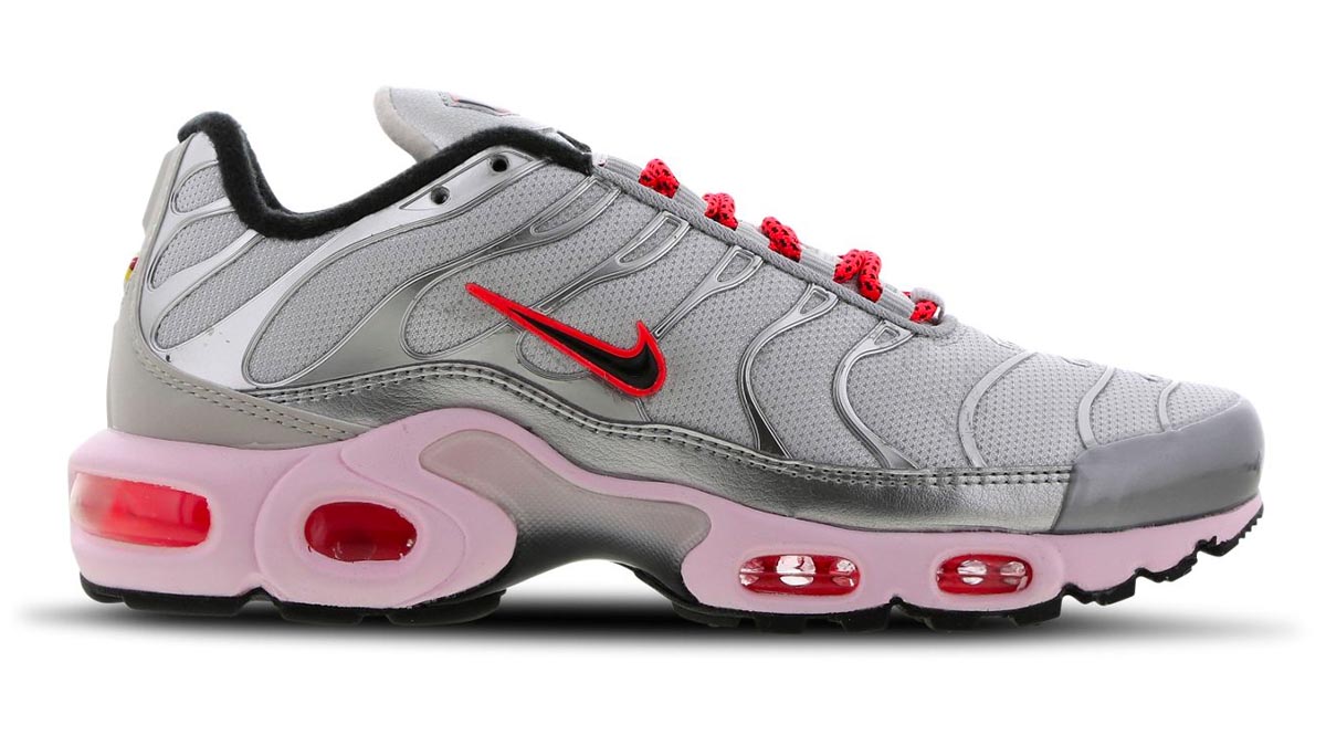 _0006_Foot Locker VIP SALE The Sole Womens