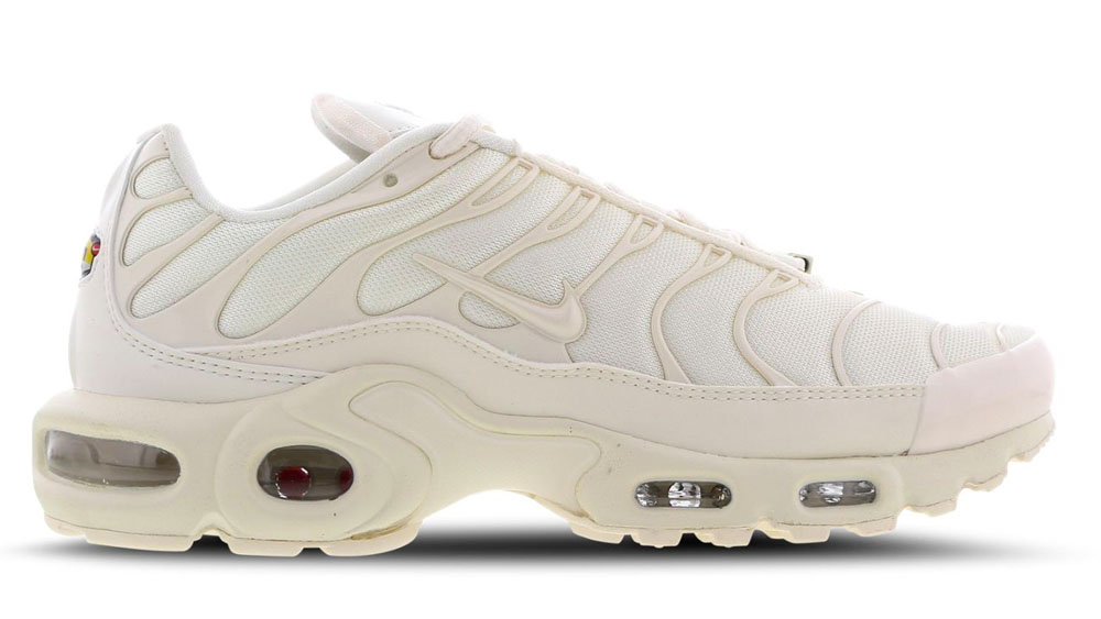 _0008_Nike Tuned Air Max Plus Cream Heart Pack