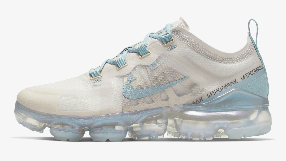 _0010_Save Up To 50% With This EXTRA 20% Off Code On All Nike Sale Sneakers!