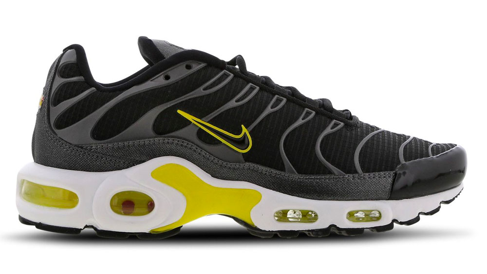 _0014_Nike Tuned Air Max Plus Black Yellow