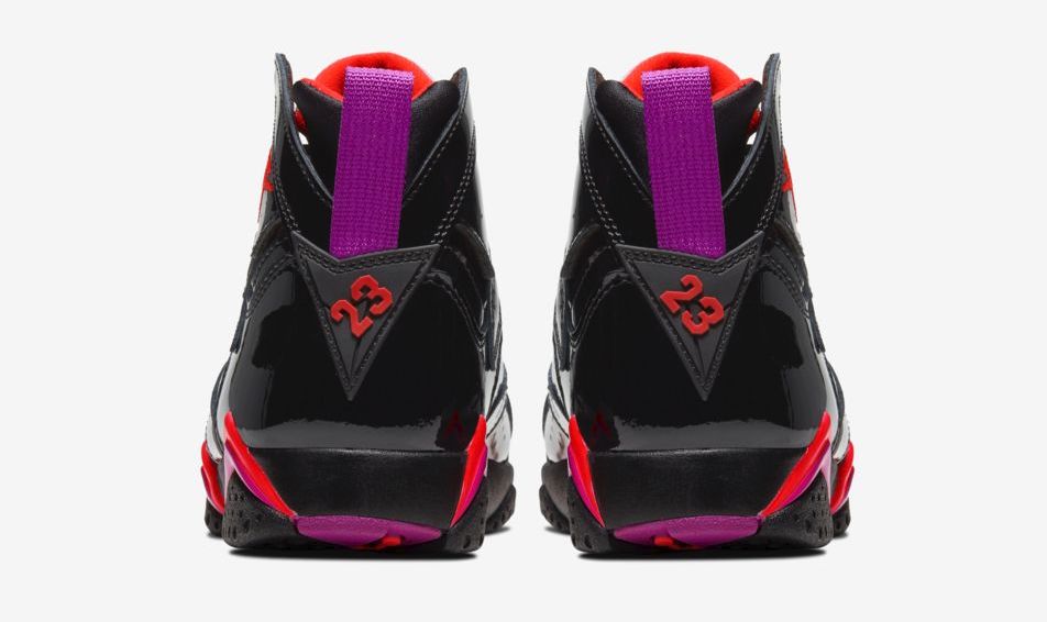 AIR JORDAN 7 retro black gloss back