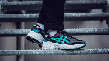 Get The Minimal Dad Sneaker Look With The ASICS GEL-BND Get The Minimal Dad Sneaker Look With The ASICS GEL-BND