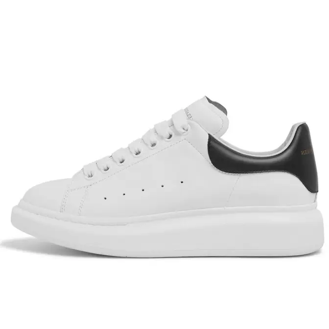 Mcqueen black and white sale