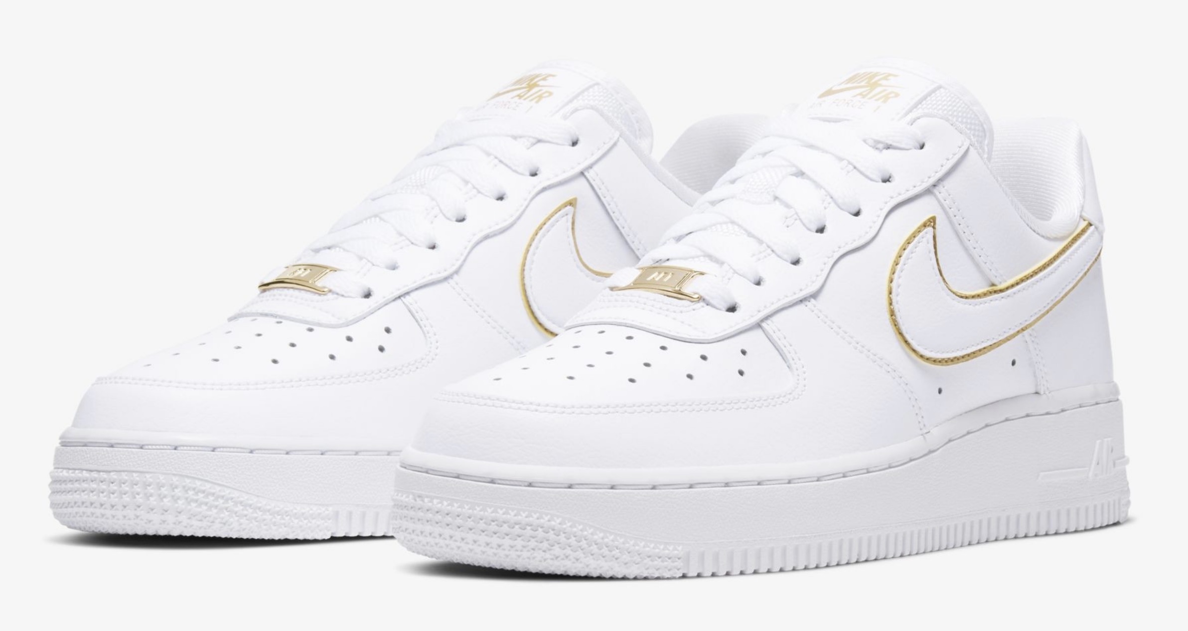 Another Golden Accented Nike Air Force 1 Has Been Unveiled 4