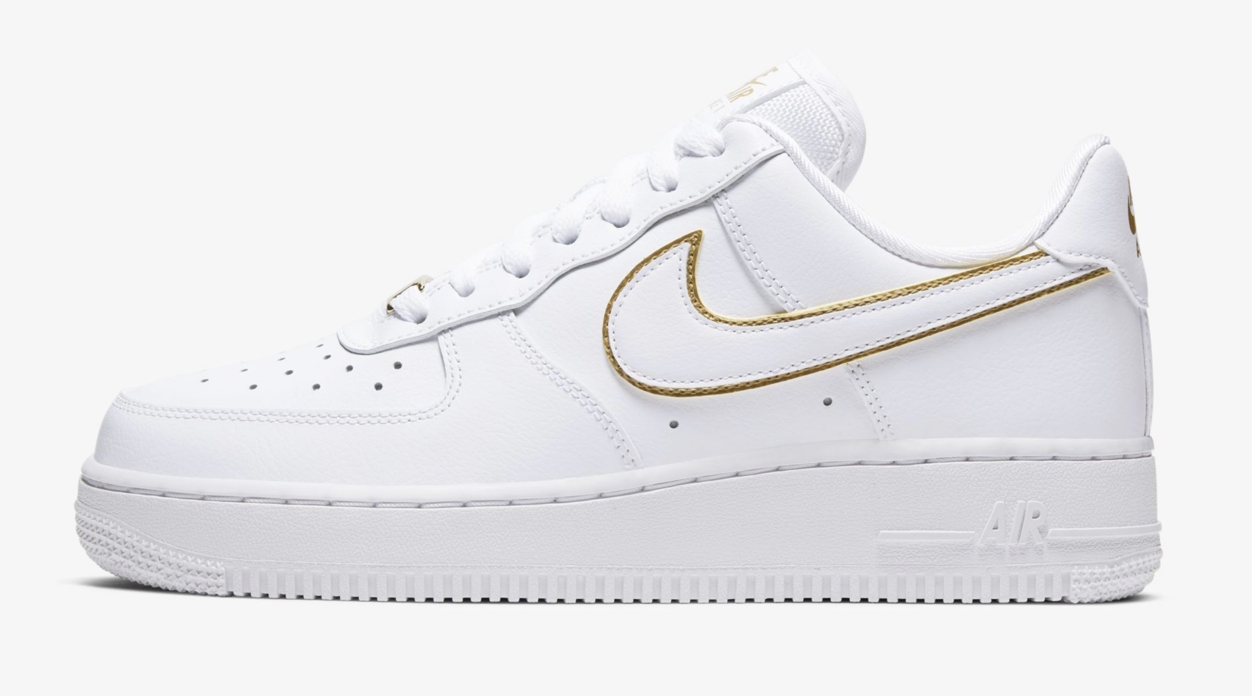 Another Golden Accented Nike Air Force 1 Has Been UnveiledAnother Golden Accented Nike Air Force 1 Has Been Unveiled