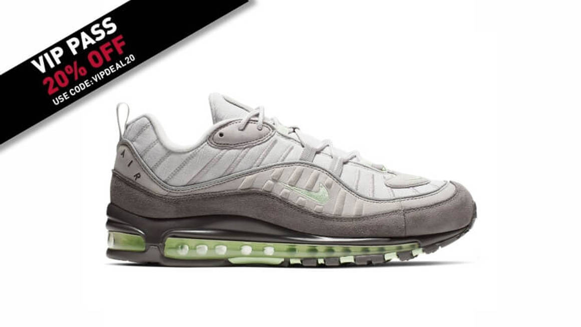 Use Your Vip Pass On These 40 Mind Blowing Discounts At Foot Locker Uk The Sole Supplier