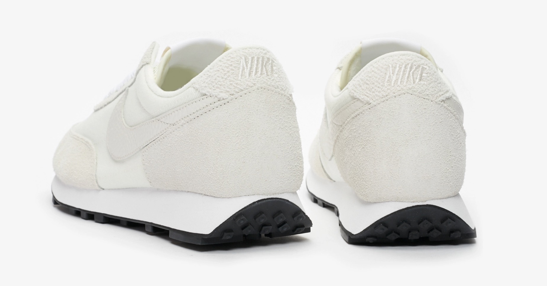 Keep It Classic And Cool In This White Nike Daybreak 4