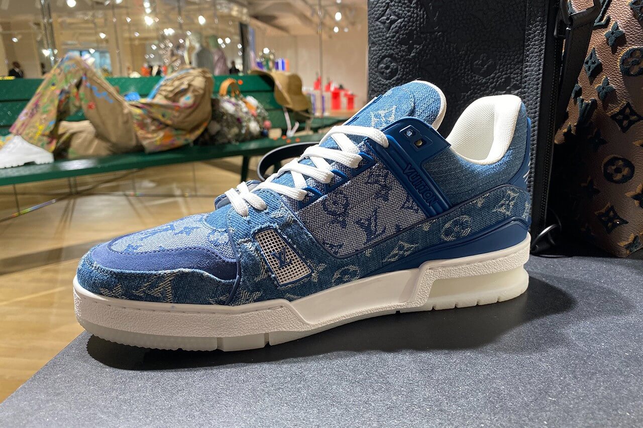 Louis Vuitton LV 408