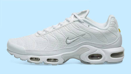 Pure Platinum Creates The Ultimate Clean Look On The Nike Air Max Plus Pure Platinum Creates The Ultimate Clean Look On The Nike Air Max Plus