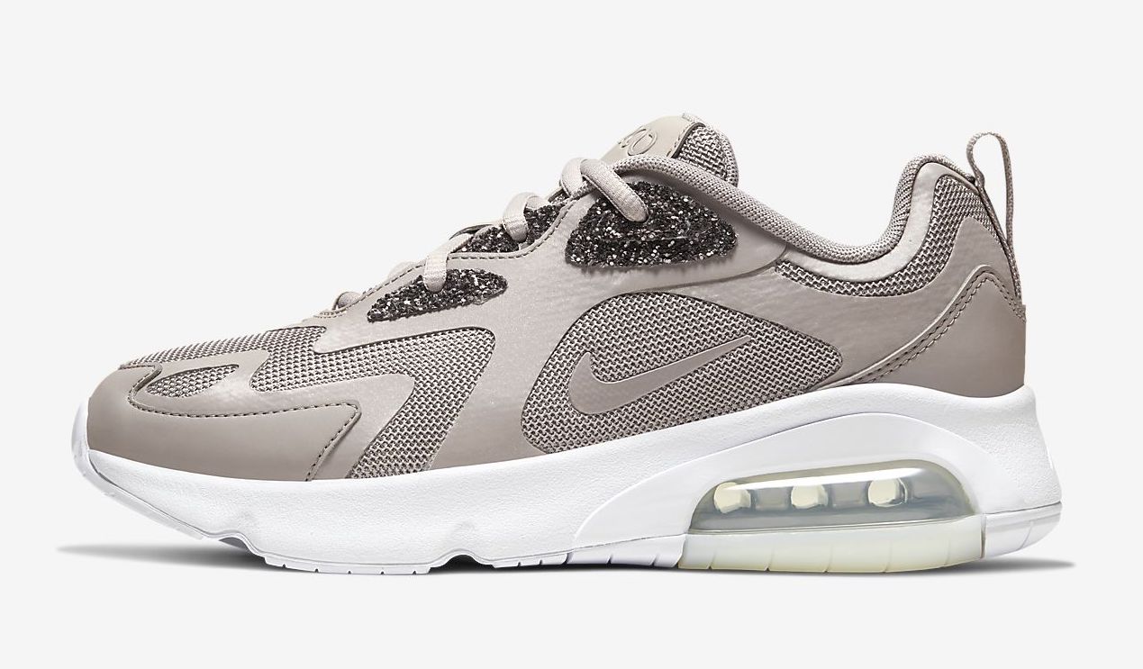 Nike Air. Max 200 White. Pumice