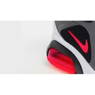 Nike Tejido Repel de Nike Black Red