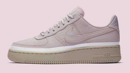 Tone It Down In The Unique Nike Air Force 1 07 SE 'Light Soft Pink' Tone It Down In The Unique Nike Air Force 1 07 SE 'Light Soft Pink'