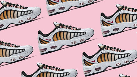 Revitalise Your Rotation With This Gradient Nike Air Max Tailwind Revitalise Your Rotation With This Gradient Nike Air Max Tailwind